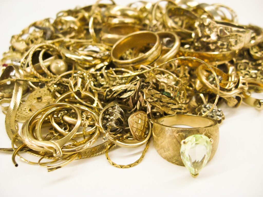 When Is The Best Time To Sell Jewelry, Sterling Silver, and Coins